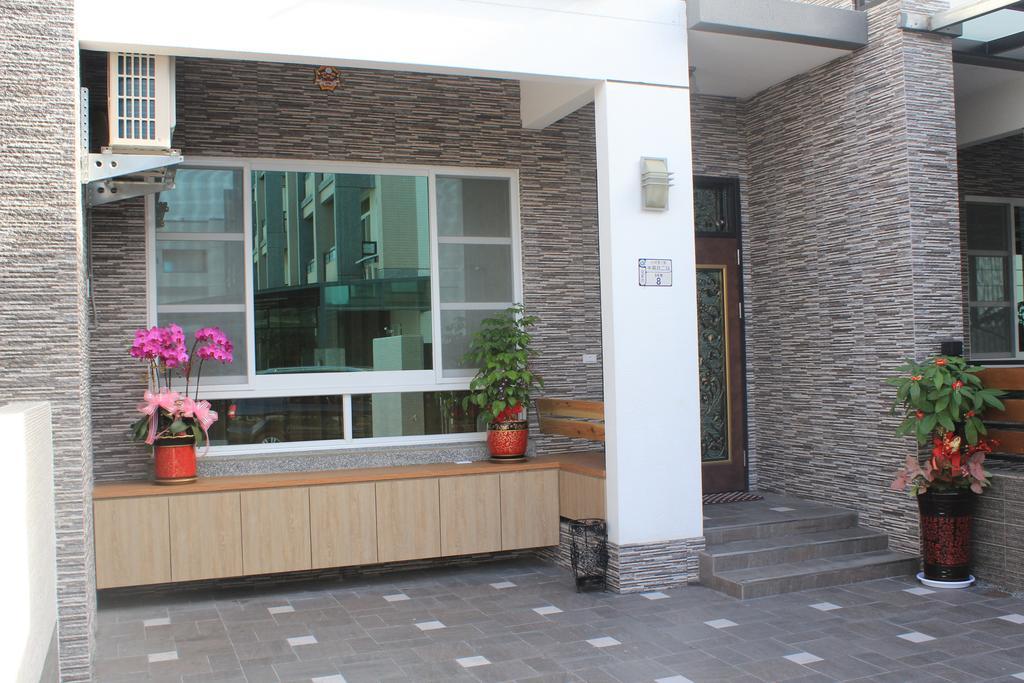 Bed and Breakfast Smile House Taitung Экстерьер фото